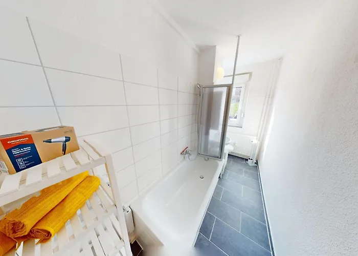 Vintage-flair Gemeinsam Geniessen, Oepnv Fusslaeufig Erreichbar, Wlan Lägenhet